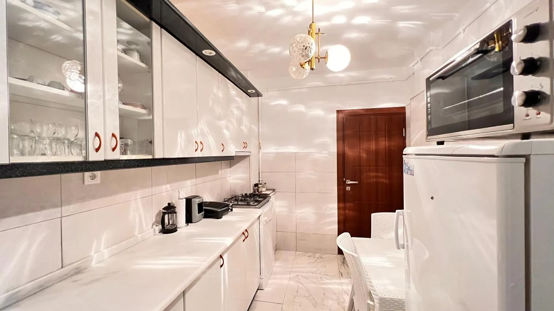 A Luxury Apt 170 M2 3 Bedroom 2 Bathroom At Bestekar Avenue At The Heart Of Ankara 0*,  Turcja